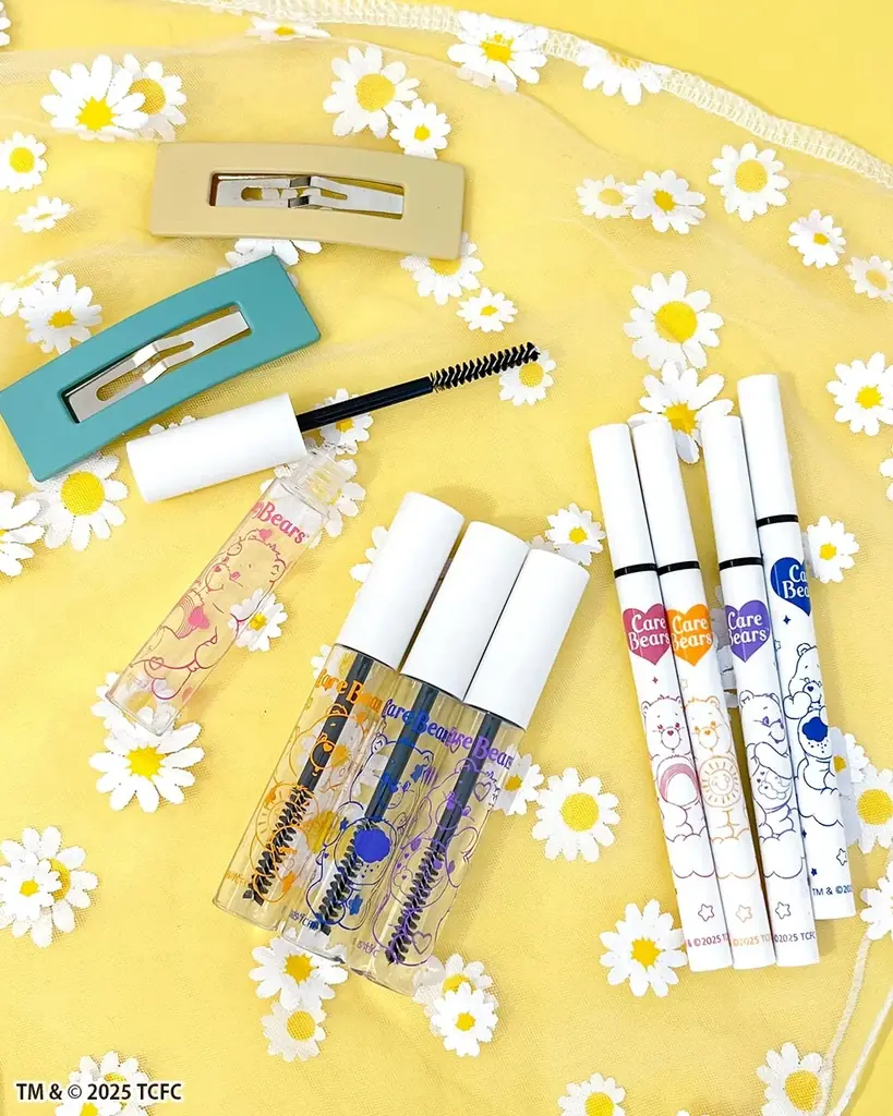 Care Bears™（ケアベア™）コラボの限定コスメがサンキューマートより新登場！ラメカラーのアイシャドウや”抜け感”アイライナーがALL390円（税込429円）で9月上旬より発売 画像 5