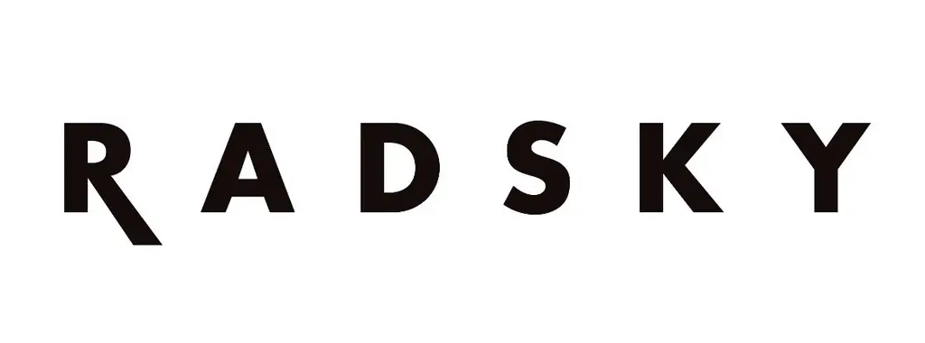 Z世代を中心に広がる“香りの自己表現”に応える!フレグランスブランド「RADSKY(ラッドスカイ)」から数量限定のアトマイザー付き「ホワイトムーン コフレセット」新発売 画像 7
