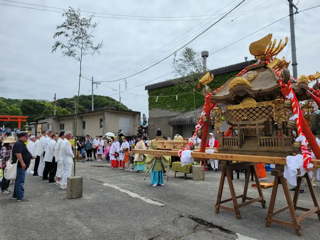 「和歌山市民は海老好きの市民です。」 和歌山市にある休暇村紀州加太では、8種類もの海老を使用した海老三昧の料理コース「秋色エビ祭り会席」を9月16日より提供 画像 2