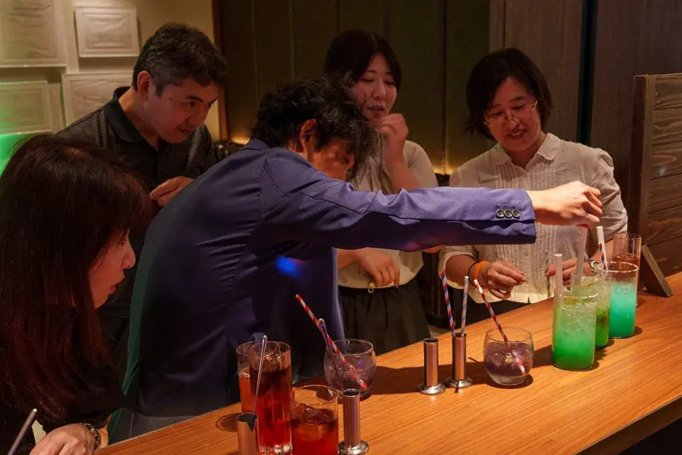【SHIBUYA STREAM HOTEL】渋谷の夜空を彩る!「コスモプラネタリウム渋谷」とのコラボイベント開催!星空解説員によるトークショーやアート体験、スペシャルコラボドリンクも登場 画像 7