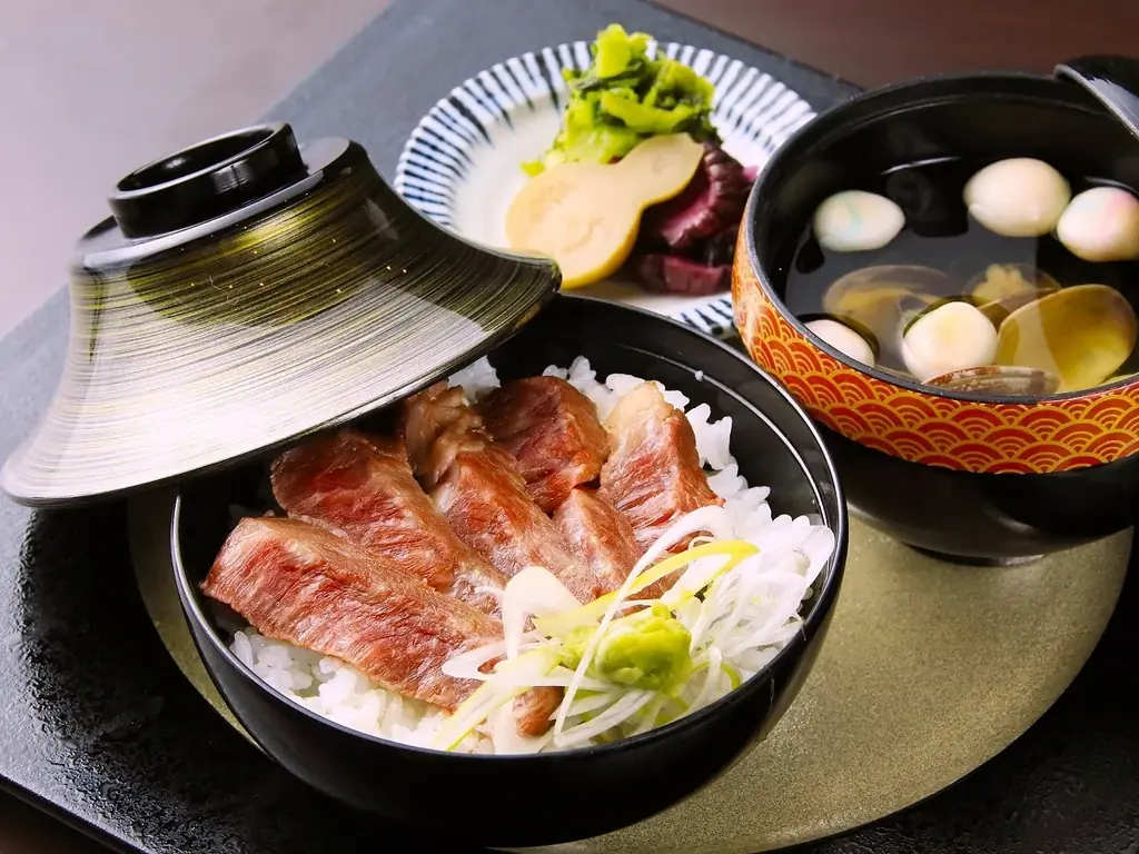 食欲の秋！【西日本ご当地肉めぐり旅】キャンペーン開催　抽選で選べる宿泊券プレゼント｜2025年9月1日～11月30日 画像 4