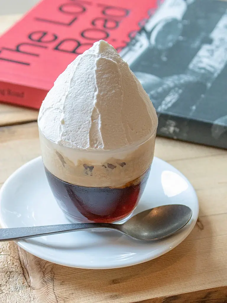 「大人のための贅沢ゼリー」Deus Ex Machina Harajuku に新登場。サウスランド南地・湯沢忠至オーナー監修の抹茶＆コーヒーゼリー 画像 2