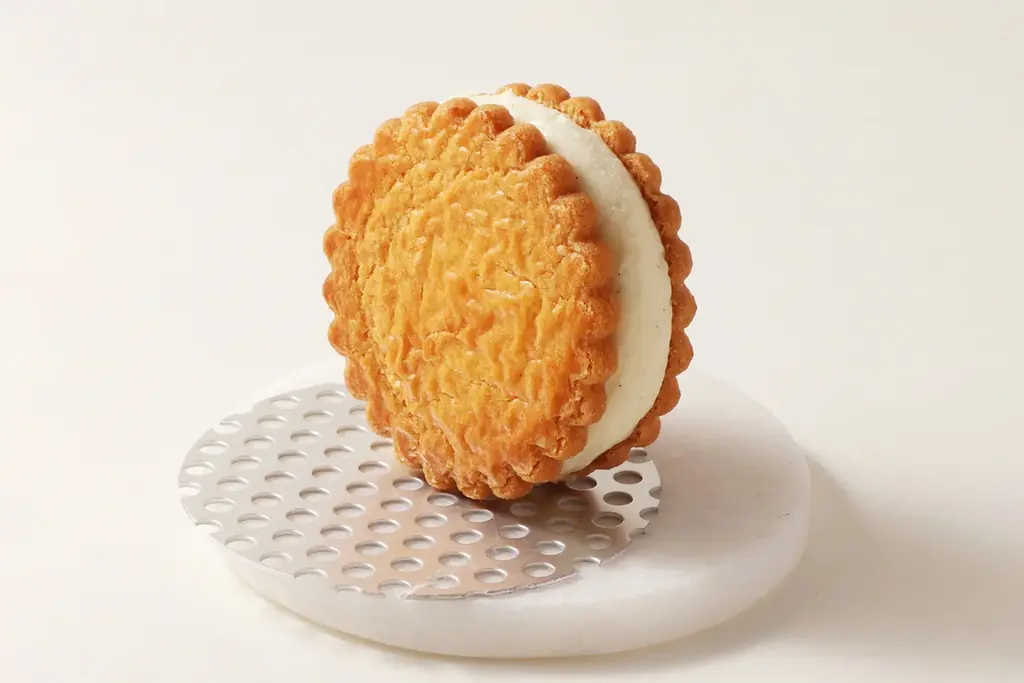日本橋高島屋「フランス展 2025」に、フランス・リヨンのパンや焼き菓子のお店[Goûter] -グテ-が催事出店。パティシエ、セバスチャン・ブイエが贈る、特別な“おやつ”の世界をお届けします。 画像 7