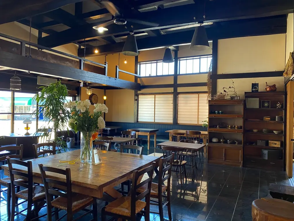 【歴史的建造物の魅力を活かしたカフェ】8/8(金)小樽市祝津に “小樽茶房 – 旧白鳥家番屋 -“が新規オープン。茶葉の変化する味わいを楽しめる深煎り煎茶や手作りのスイーツ等、こだわりの一品をご提供。 画像 4