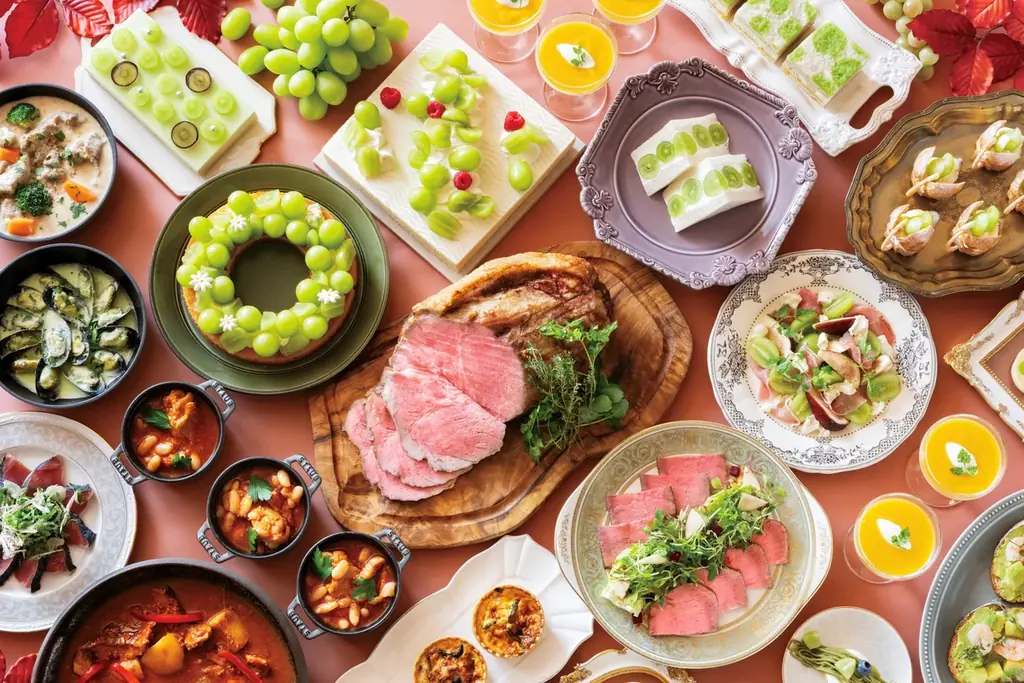 【リーガロイヤルホテル大阪】[期間限定]シャインマスカット＆ヨーロッパグルメで秋の美食旅行へ「世界を旅するオータムビュッフェ」を開催 画像 2