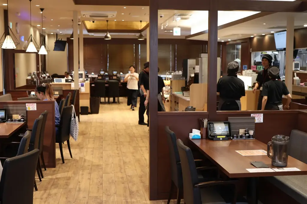 【新業態】武蔵野うどん×天ぷら×ごはんが食べ放題！税込968円～で楽しめる「武蔵野うどん小麦晴れ」が8月27日(水)オープン！ 画像 11