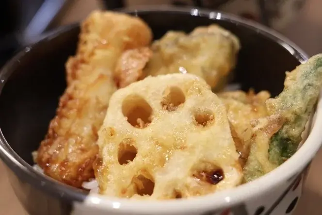 【新業態】武蔵野うどん×天ぷら×ごはんが食べ放題！税込968円～で楽しめる「武蔵野うどん小麦晴れ」が8月27日(水)オープン！ 画像 6