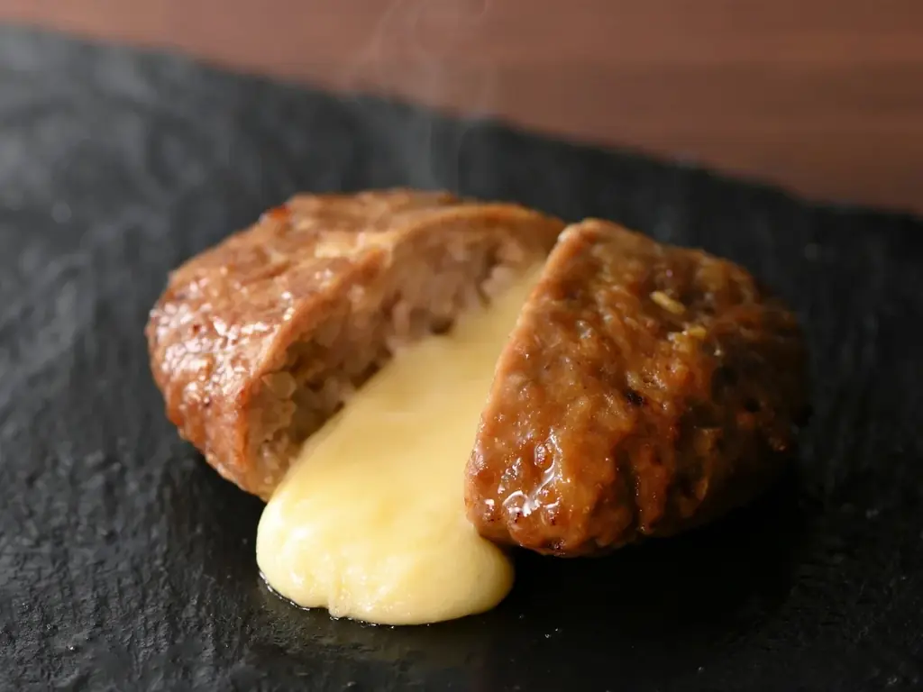 【肉‼海鮮‼贅沢三昧♪】9/10迄!充実の食べ放題「フェスタガーデン 横浜ワールドポーターズ」にて『厚切りまぐろ』などの上にぎり寿司に加え『ビーフステーキ』などのグリルも堪能できるコースが新登場! 画像 8