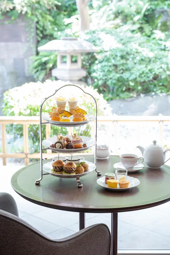秋色に深まる自然の移ろいをスイーツで楽しむ「Autumn Afternoon Tea」を販売【東京プリンスホテル】 画像 2