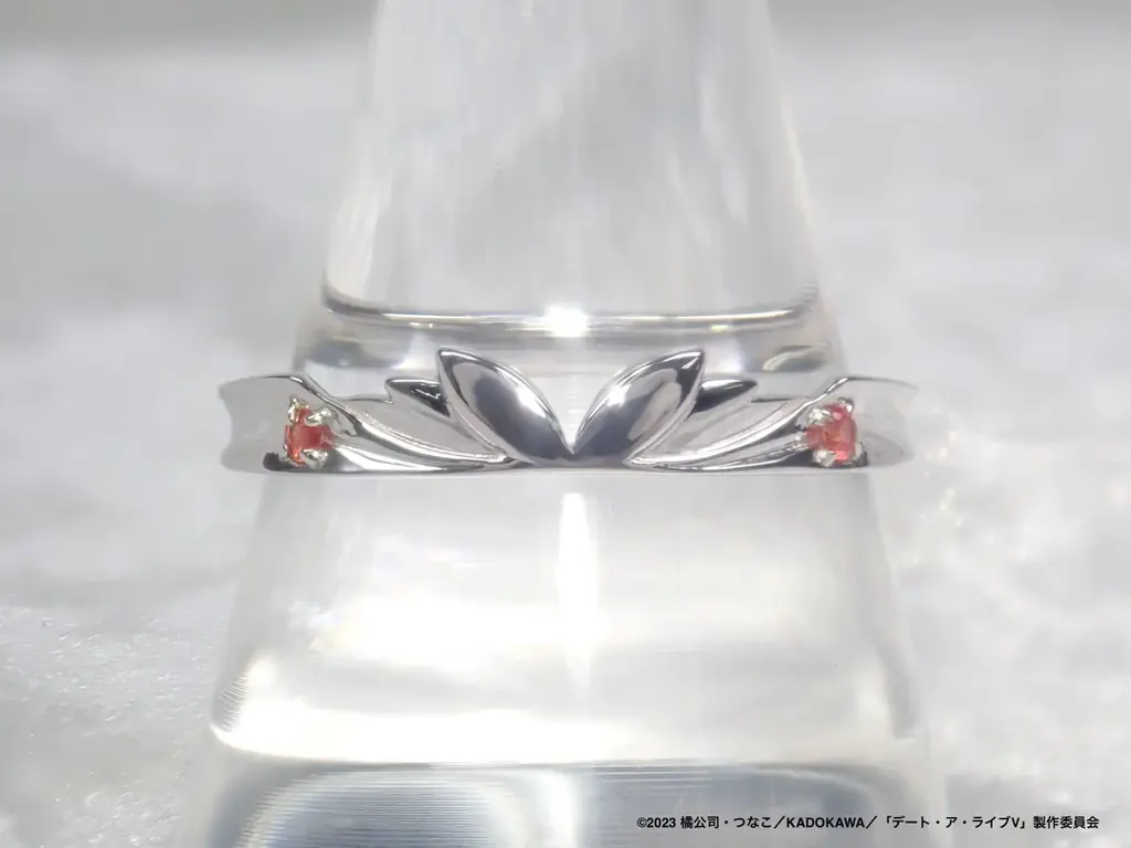 TVアニメ『デート・ア・ライブV』と宝石専門店KARATZの本格コラボジュエリー＆新規描き下ろしイラスト使用のグッズが登場！ 画像 4