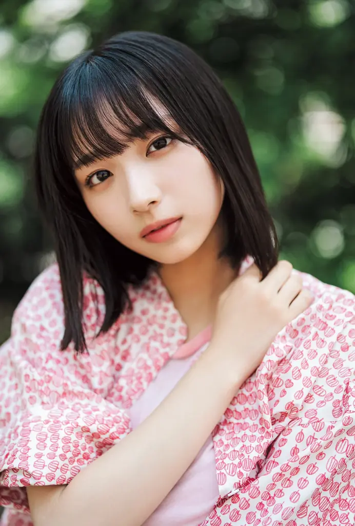 “こさかな”が笑ってくれているだけで――。日向坂46・小坂菜緒が飾る「B.L.T.10月号」の表紙画像が解禁！ 本誌史上過去最大規模の20000字ソロインタビューで綴られるアイドル・小坂菜緒の新事実。 画像 13