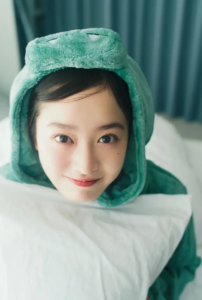 “こさかな”が笑ってくれているだけで――。日向坂46・小坂菜緒が飾る「B.L.T.10月号」の表紙画像が解禁！ 本誌史上過去最大規模の20000字ソロインタビューで綴られるアイドル・小坂菜緒の新事実。 画像 15