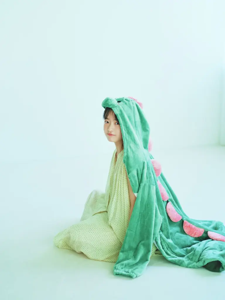 “こさかな”が笑ってくれているだけで――。日向坂46・小坂菜緒が飾る「B.L.T.10月号」の表紙画像が解禁！ 本誌史上過去最大規模の20000字ソロインタビューで綴られるアイドル・小坂菜緒の新事実。 画像 9