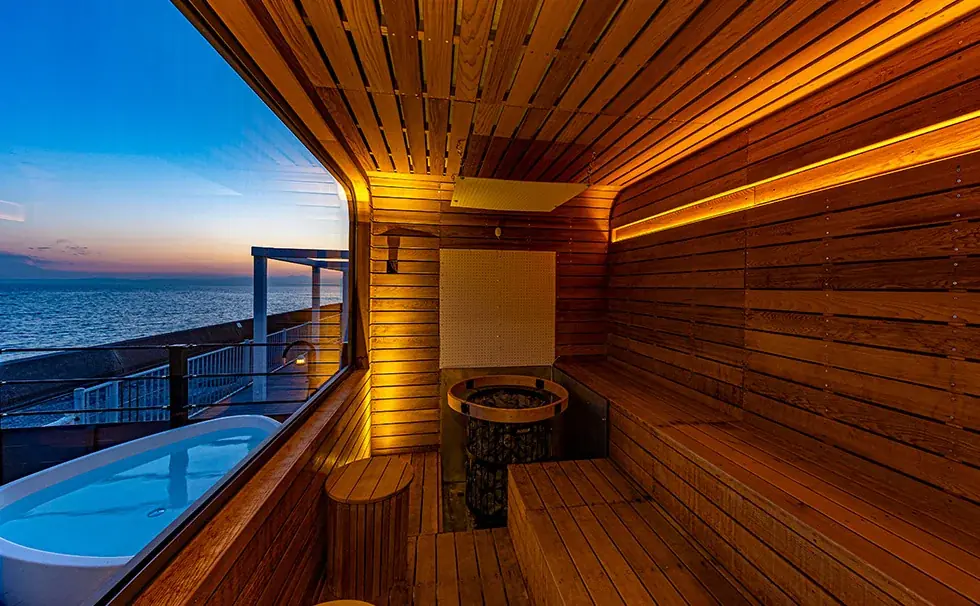 「ムーミン」の物語にひたる旅、秋の湘南へ。海と富士山が出逢う「リビエラ逗子マリーナ」で、泊まり・味わい・アートに心ほどけるラグジュアリーな休日”大人の贅沢バカンス”を。 画像 11