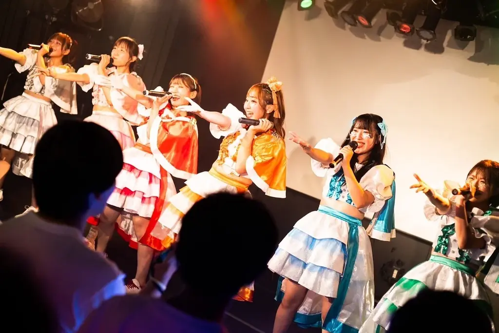 けっぱって東北ツアー秋田公演は落語あり!モノマネあり⁉青森公演では地元タレント・アイドルと盛り上げる! 画像 2