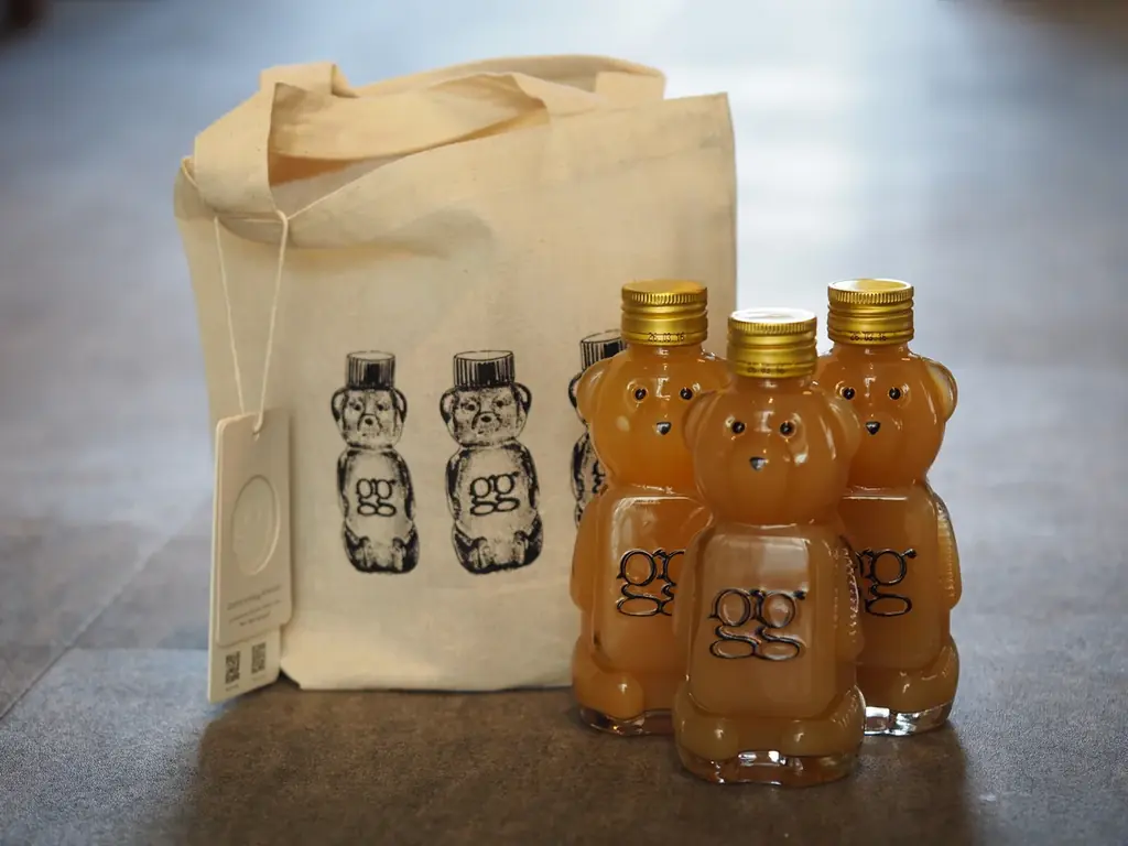 gg KURAMAE お客様の声から生まれたGreen Good Bear（ガラス製くまボトルジュース）お試し３本セット｜蔵前本店・エキュート上野店・オンラインストアで発売開始 画像 2