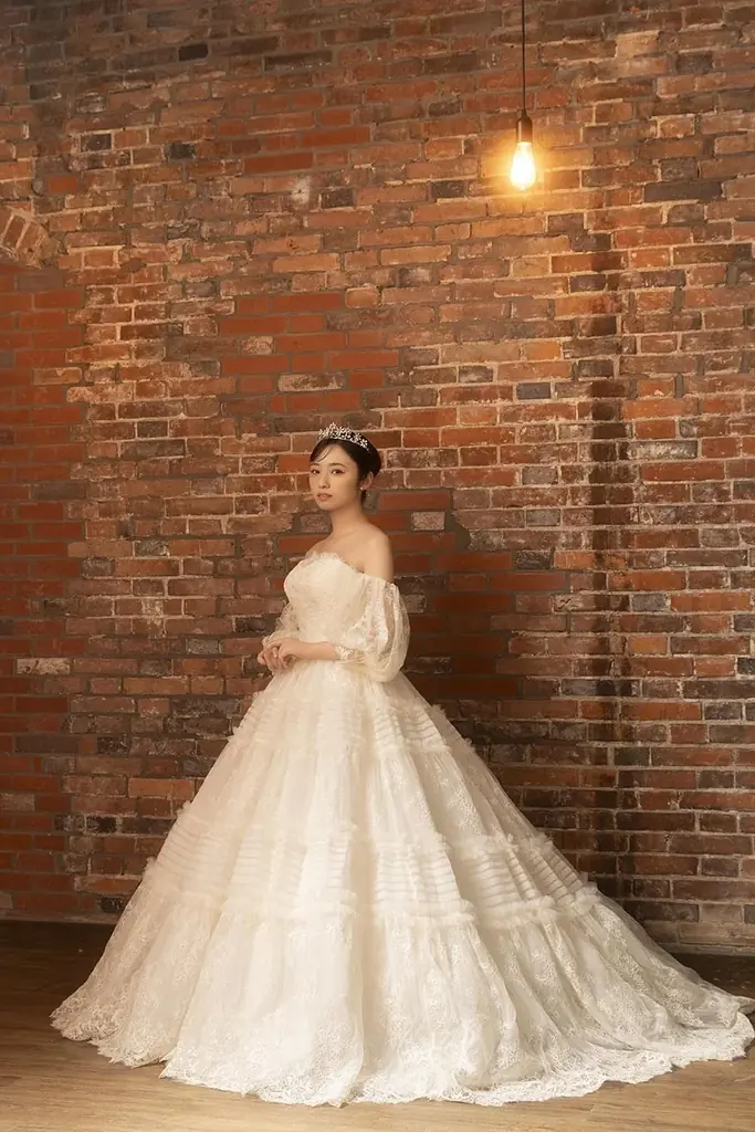 インスタで話題の“可愛い”ウエディングドレス&和装特集2025 画像 2