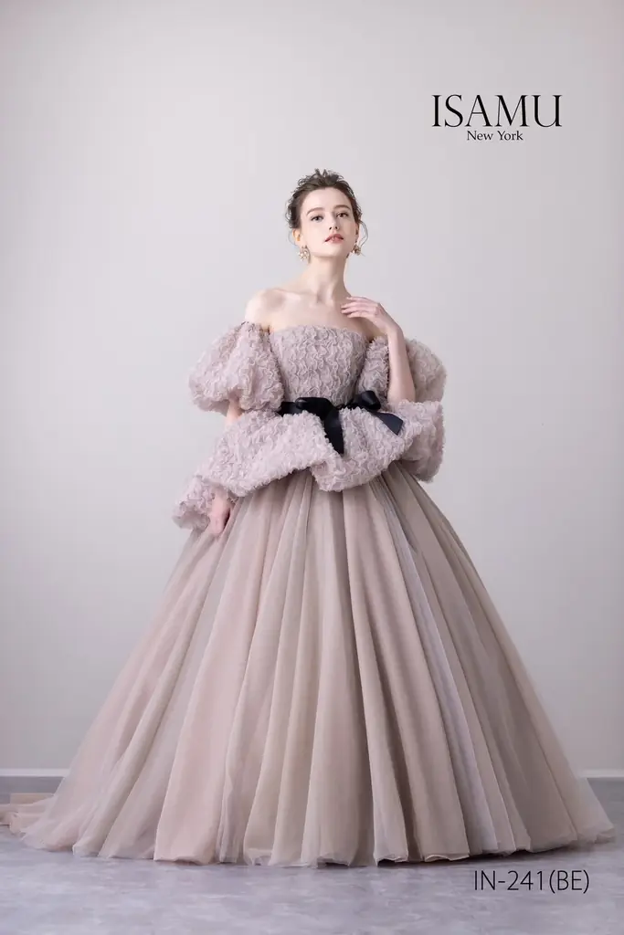 インスタで話題の“可愛い”ウエディングドレス&和装特集2025 画像 3