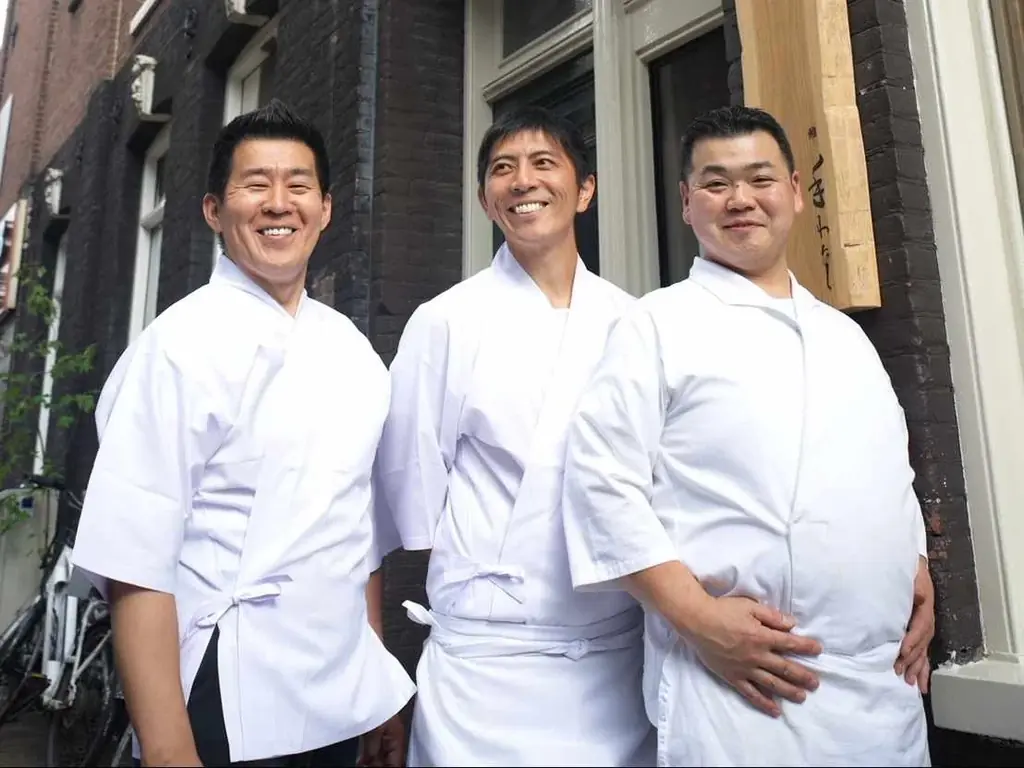 アムステルダムの本格江戸前寿司店「TEWATASHI」──オランダの著名美食評論家から高得点を獲得、有力紙で大々的に紹介！現地グルメ界が注目 画像 1