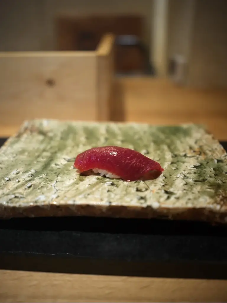 アムステルダムの本格江戸前寿司店「TEWATASHI」──オランダの著名美食評論家から高得点を獲得、有力紙で大々的に紹介！現地グルメ界が注目 画像 10