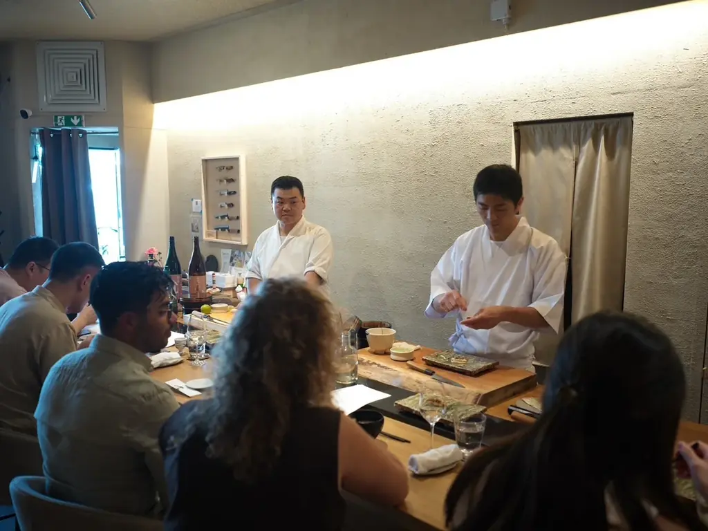 アムステルダムの本格江戸前寿司店「TEWATASHI」──オランダの著名美食評論家から高得点を獲得、有力紙で大々的に紹介！現地グルメ界が注目 画像 6