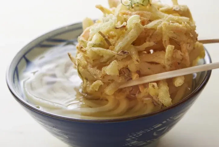 ≪25周年丸亀ニコニコプロジェクト≫ 『丸亀製麺かき揚げ総選挙2025』結果発表 16万票超から1位に輝いたのは『海老とほたてのかき揚げ』 2025年9月2日（火）より全国の丸亀製麺にて期間限定販売 画像 7