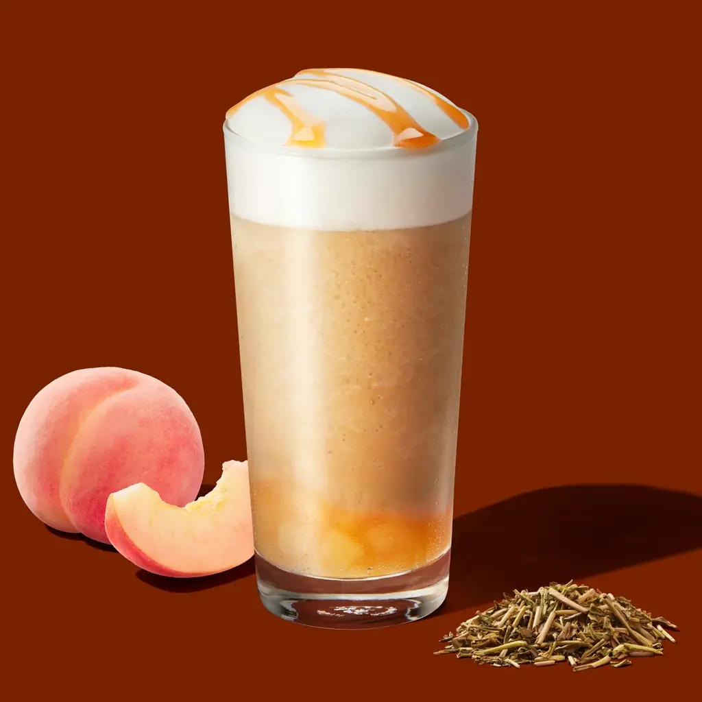 「スターバックス ティー & カフェ」秋の新商品は“ふんわり”ムースのティー体験！ほうじ茶と白桃の果実感溢れるティービバレッジが9月3日（水）より登場 画像 2