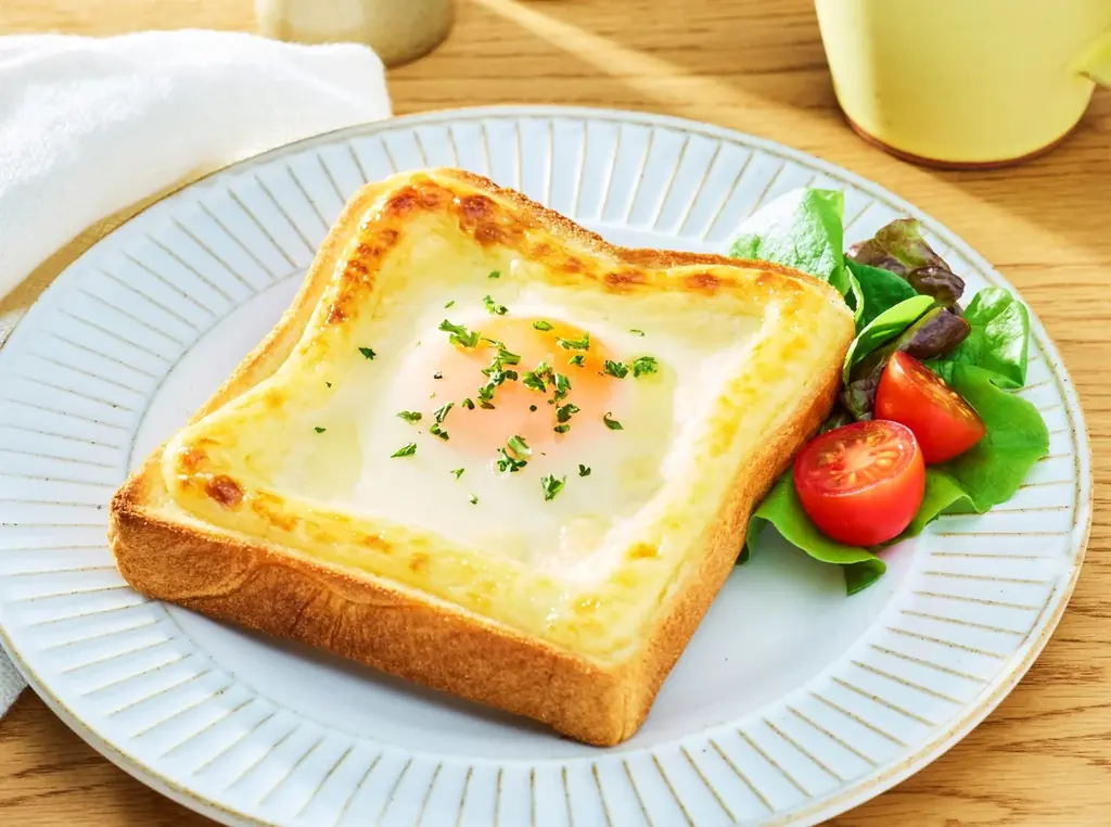 「石窯」をヒントに、熱を逃がさずスピーディーに焼き上げる　オーブントースター（EQ-HM30） 新発売 画像 10