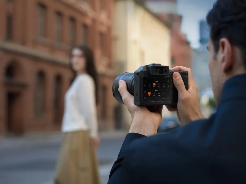 1億画素中判カメラ Hasselblad X2D II 100C とズームレンズ XCD 2,8-4/35-100E 発売 画像 3