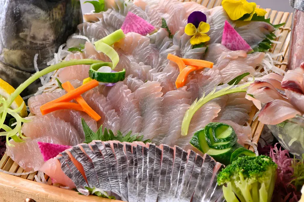 ＜休暇村讃岐五色台＞瀬戸内海の多島美を望む絶景レストラン・瀬戸内ダイニングで「香川のうまいものビュッフェ～秋～」が9月１日よりスタート　～　生まれ変わった讃岐五色台で秋の味覚を満喫 画像 6