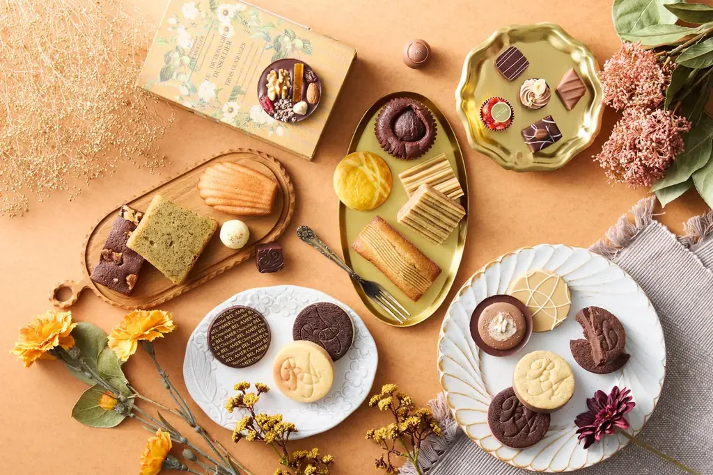 和栗を丸ごと閉じ込めたフォンダンショコラやモンブラン風の焼菓子、なめらかな口どけのショコラをサブレで贅沢にサンドした新作「パレショコラサンド」など秋冬の新作が、ショコラ専門店「ベルアメール」より登場！ 画像 1