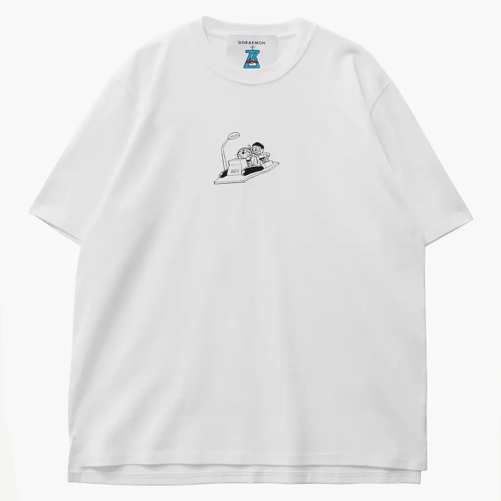 『THE DORAEMON STORE』と「ANREALAGE」とのコラボレーションが決定！フォトクロミック技術により時計の文字盤が浮き出る、タイムマシンデザインのTシャツが店舗限定で登場 画像 3