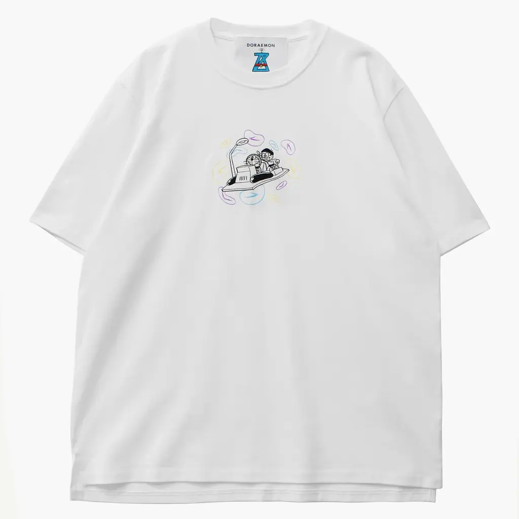 『THE DORAEMON STORE』と「ANREALAGE」とのコラボレーションが決定!フォトクロミック技術により時計の文字盤が浮き出る、タイムマシンデザインのTシャツが店舗限定で登場 画像 4