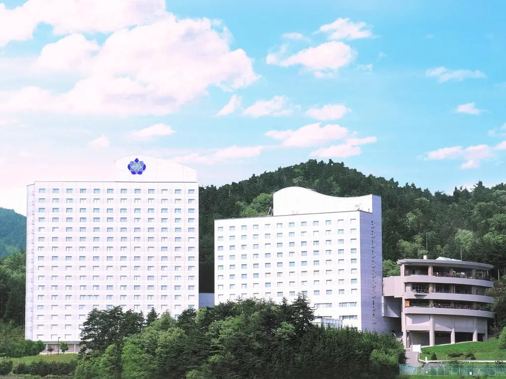 【京都新規ホテル開業記念】社内コンテスト優勝ケーキ「楪」を4ホテルで8/30～限定販売! 画像 10