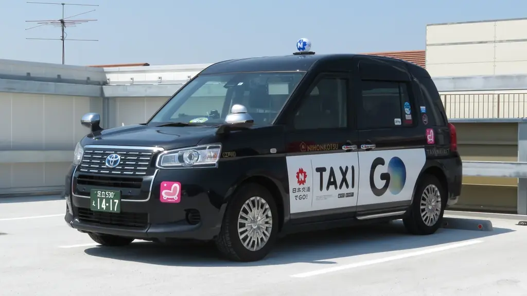 新卒乗務員に50台配備、Nobi for Driverトライアル開始