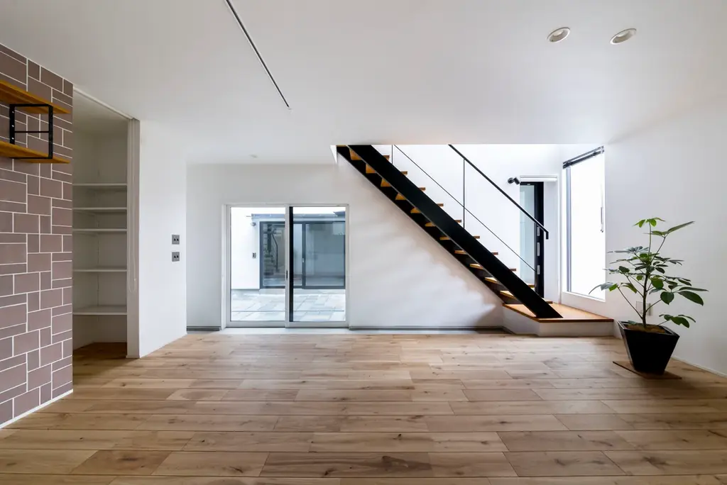 古き良き建物を蘇らせ、街に新しい息吹を。株式会社Micks、ヴィンテージマンション再生プロジェクト始動。 画像 1