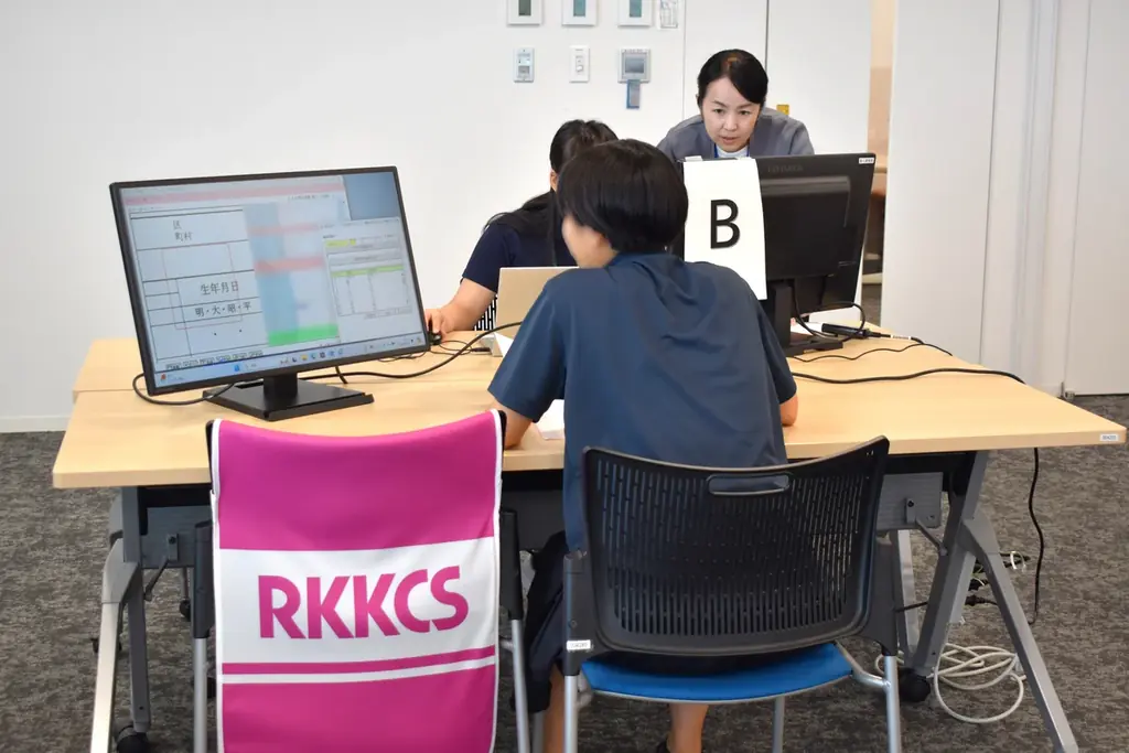 【熊本大学主催】 女子中高生の理系進路選択支援プログラム「はばたけ！熊本サイエンスガールズ2025 『親子ガールズスクール』」 に参加 画像 2