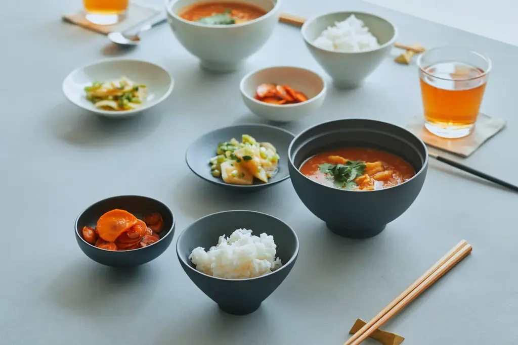 【8/29(金)12時より予約販売開始】きほんのうつわ × 料理家 長谷川あかりさんコラボレーションアイテム「よりそう入れ子碗セット」が登場。 画像 3