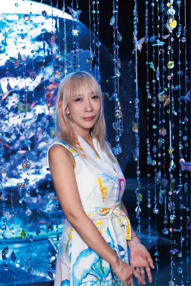 本日8月29日より開幕!「蜷川実花 with EiM 共鳴するアクアリウム」 画像 2