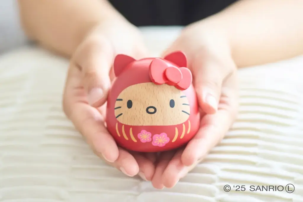【株式会社ニチガン】ハローキティ、マイメロディ、クロミの木製だるまが新発売！ 画像 2