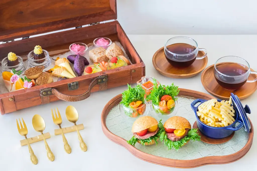 【神戸市】結婚式場内のアフタヌーンティー専門カフェ「Café ESPACE」より“秋の味覚を五感で楽しむ”季節限定アフタヌーンティーが登場! 画像 2