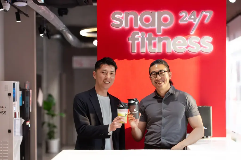 「第二の家」を目指す24時間ジムsnap fitnessが選んだオーダーメイドサプリメントサーバーで、会員の7割に栄養ケアの提供に成功 画像 1