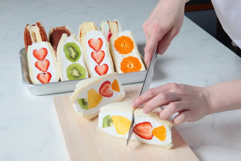 まだまだ暑い夏に朗報！夏限定『ふわふわかき氷』全7種類350円で登場！圧倒的コスパ＆7色フレーバーでバズ確定！SNS映え必至の“最強かき氷”販売開始！ 画像 4