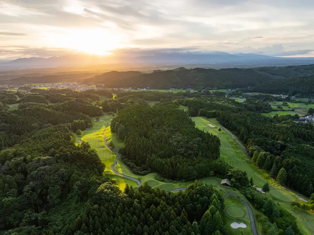 会員制インドアゴルフ場『Lounge Range(ラウンジレンジ)』が、『那須霞ヶ城ゴルフ＆リゾート』と提携。Lounge Range 会員のメンバーシップコースとして優待プログラムの提供を開始します 画像 2