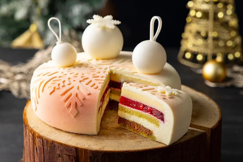 コンラッド東京、9月1日（月）よりクリスマスケーキ＆スイーツの予約受付を開始 画像 3