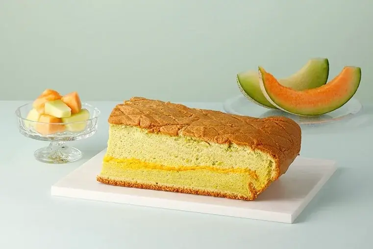 【グランドカステラ】驚愕の2大新作！50倍サイズの“メロンパン型”台湾カステラ＆極み抹茶のいちごカステラで9月を盛り上げます 画像 2