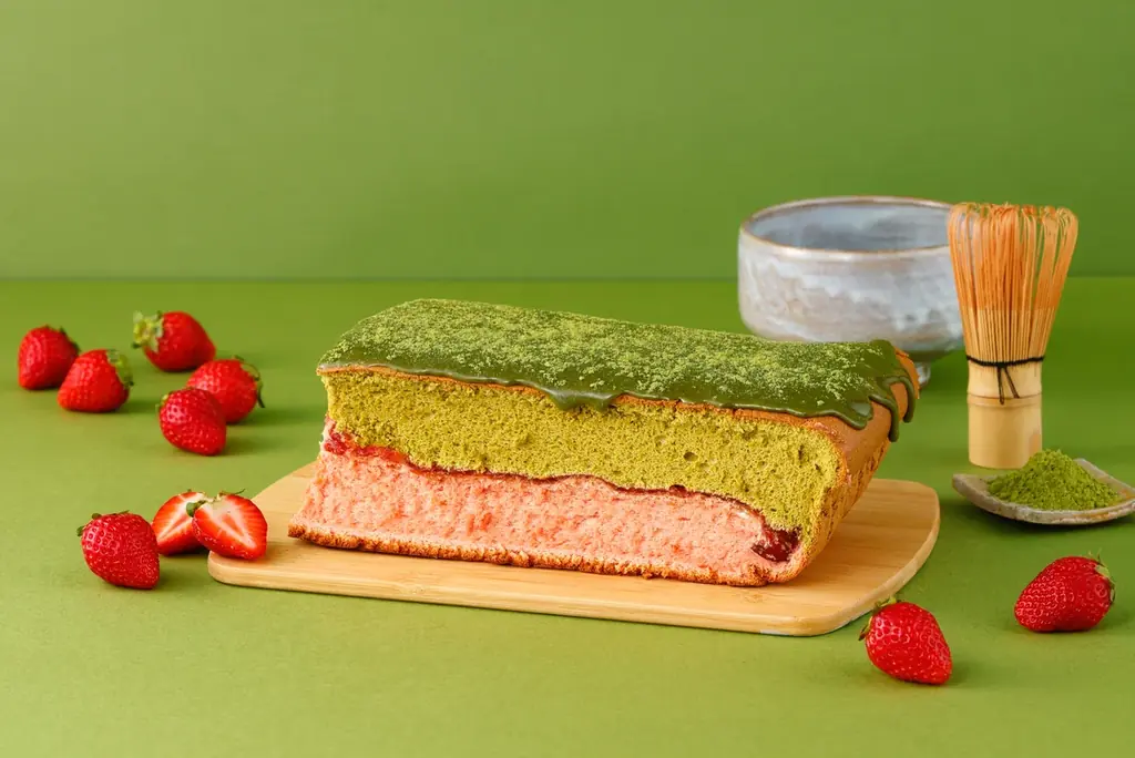 【グランドカステラ】驚愕の2大新作！50倍サイズの“メロンパン型”台湾カステラ＆極み抹茶のいちごカステラで9月を盛り上げます 画像 3