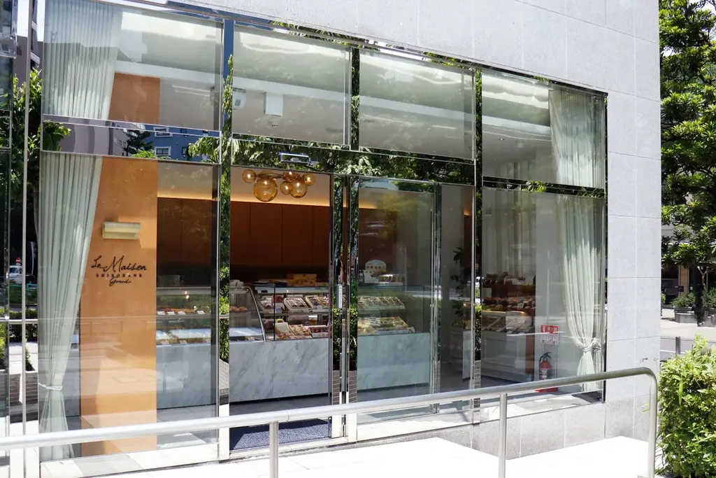 期間限定のハロウィンコレクションが東京・白金の洋菓子店「ラ・メゾン白金」より登場。「サンリオキャラクターズ」とのコラボレーション商品も！ 画像 8