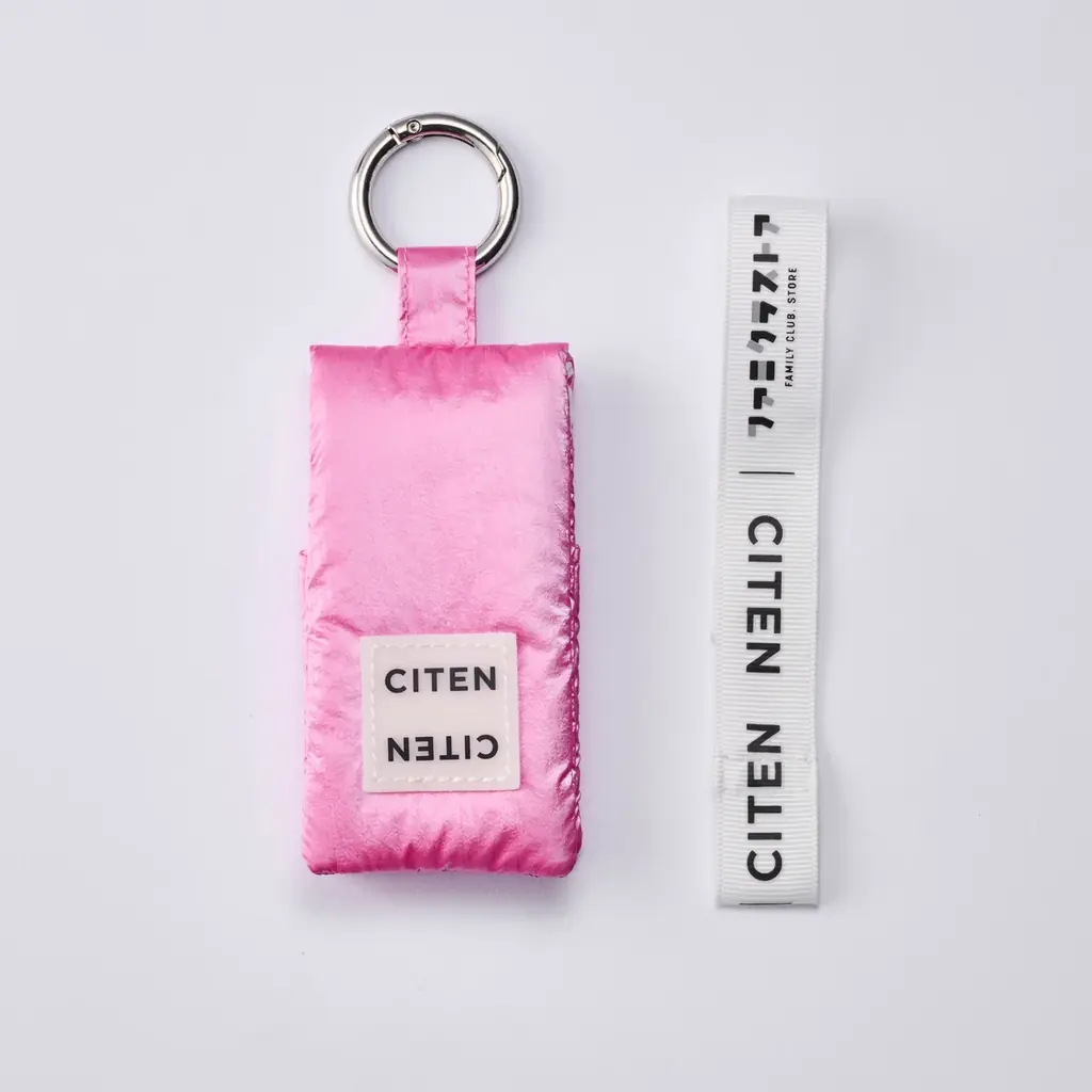 「ファミクラストア」×「CITEN」のコラボアイテムが登場 ファミクラストアアンバサダー「なにわ男子」プロデュースのミニトートバッグ＆リップポーチが9月10日（水）発売 画像 6