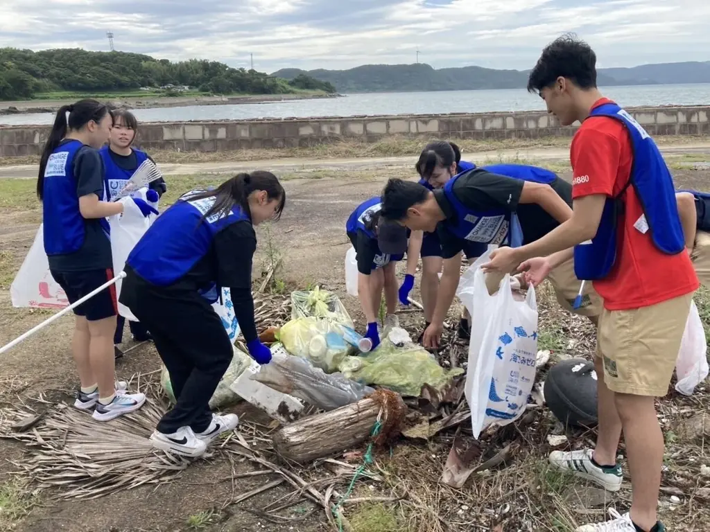11月の全国大会へ向けて、セブンがスポGOMI甲子園を協賛